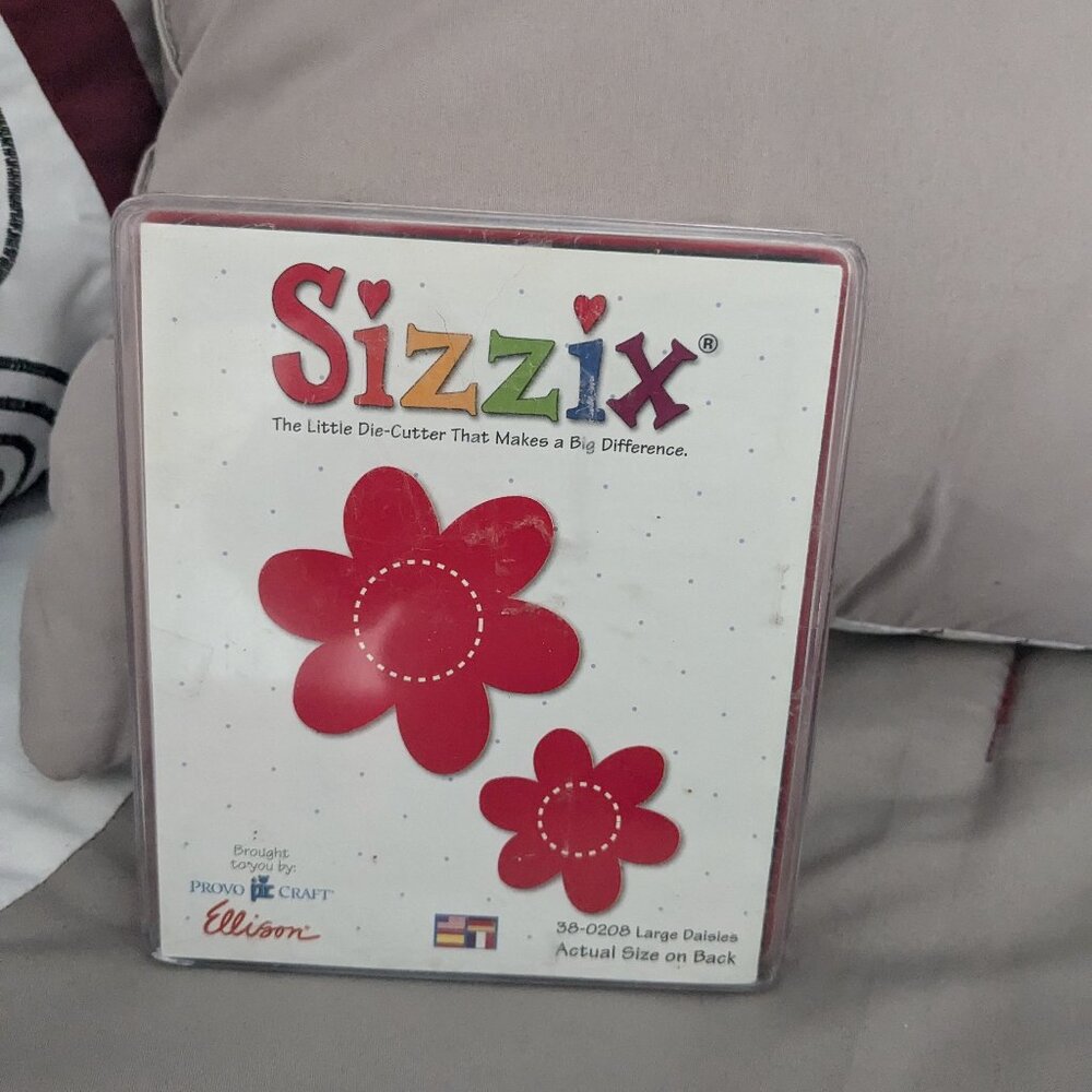 Sizzix Die Cuts Scrapbooking 38-0208 Large Daisies